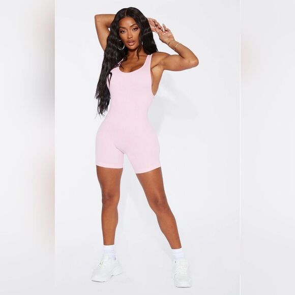 Pretty Little Thing Shape Baby Pink Contour Ribbed Scoop Neck Unitard Size Large - Picture 11 of 13